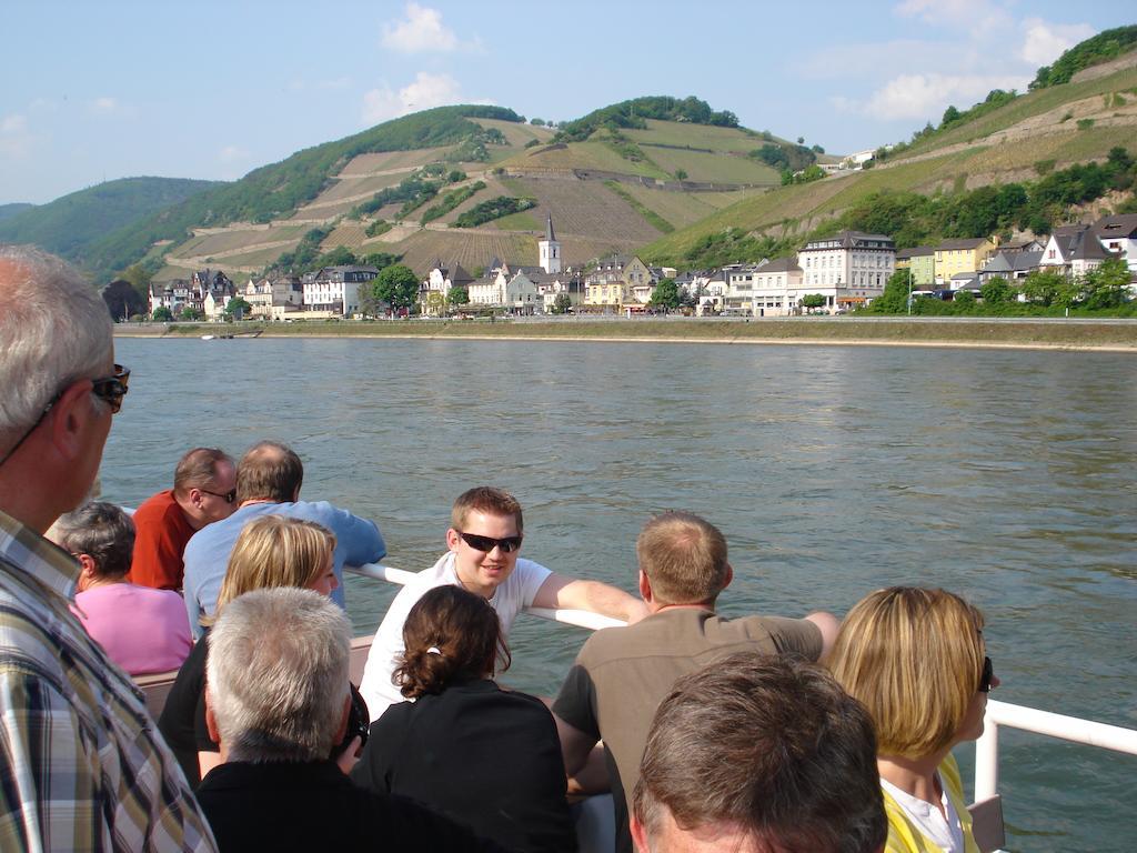 Hotel Gasthof Schuster Und Gaestehaus Rüdesheim am Rhein Dış mekan fotoğraf